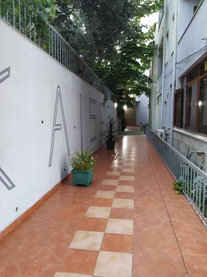 Jozi Kaiser Apartment 1 ドゥラス エクステリア 写真